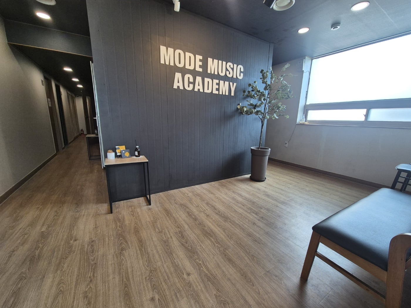 3층 로비-5.jpg